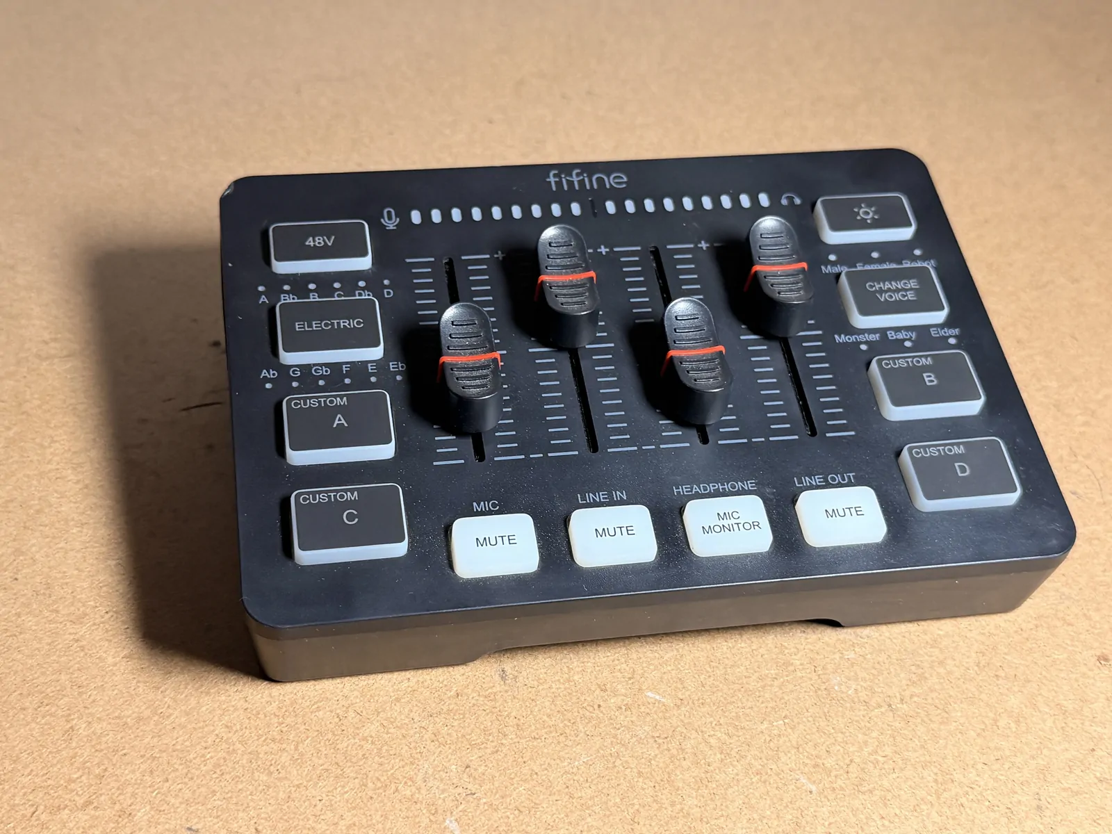 Console audio FIFINE AmpliGame SC3 – Mixer USB avec effets vocaux - Image 2