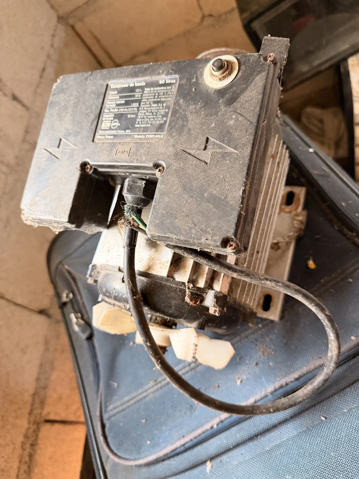 Moteur électrique avec poulie, double gorge – Occasion, fonctionnel – Image 5