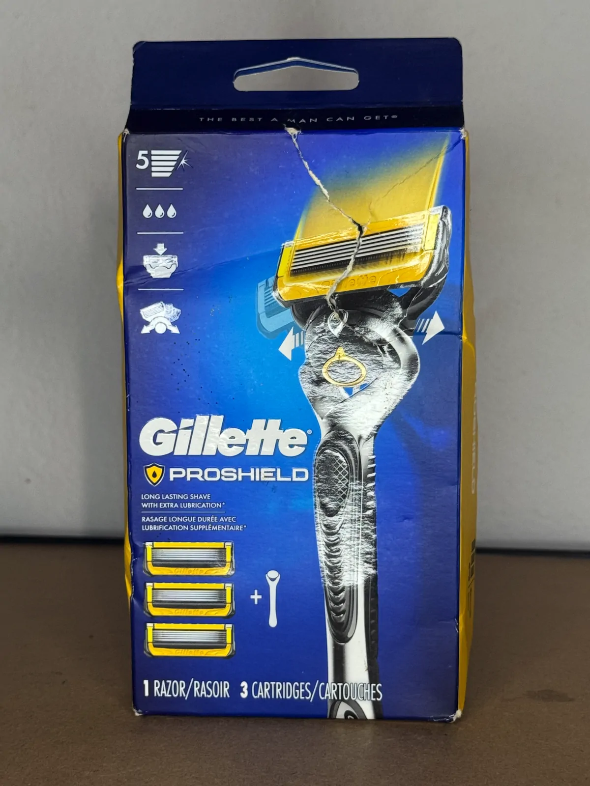 Ensemble Gillette ProShield – Rasoir + 11 cartouches