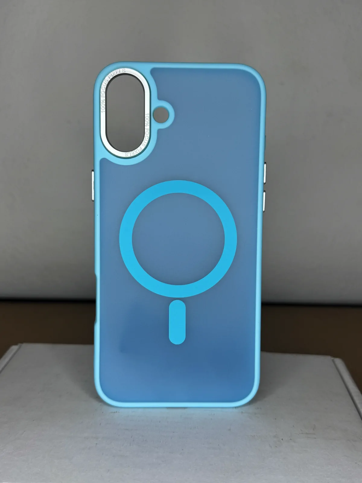Coque pour iPhone 16 Plus – Bleu translucide et bordures turquoise