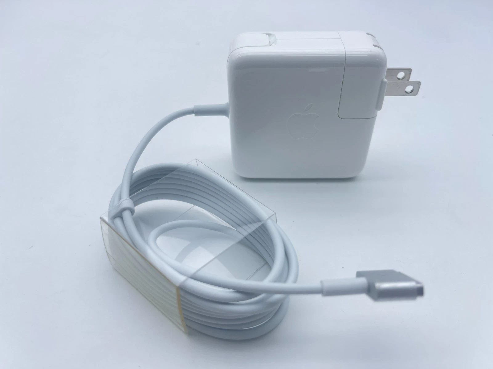 Chajè Apple MagSafe 2 pou òdinatè pòtab Apple